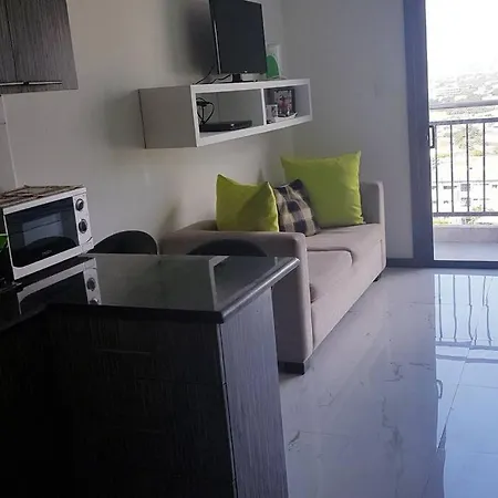 City Suites Ramos Luxury With Balcony